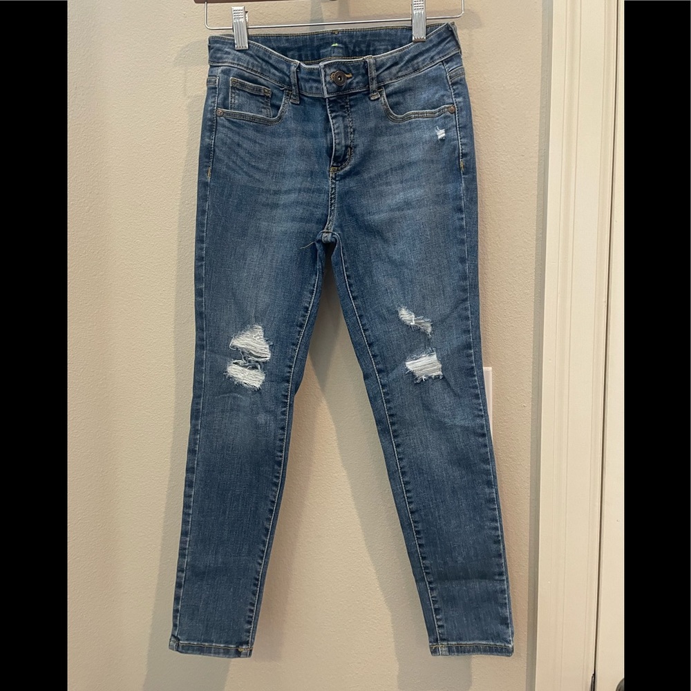 Target Art class girl jeans size 12, distressed, excellent condition